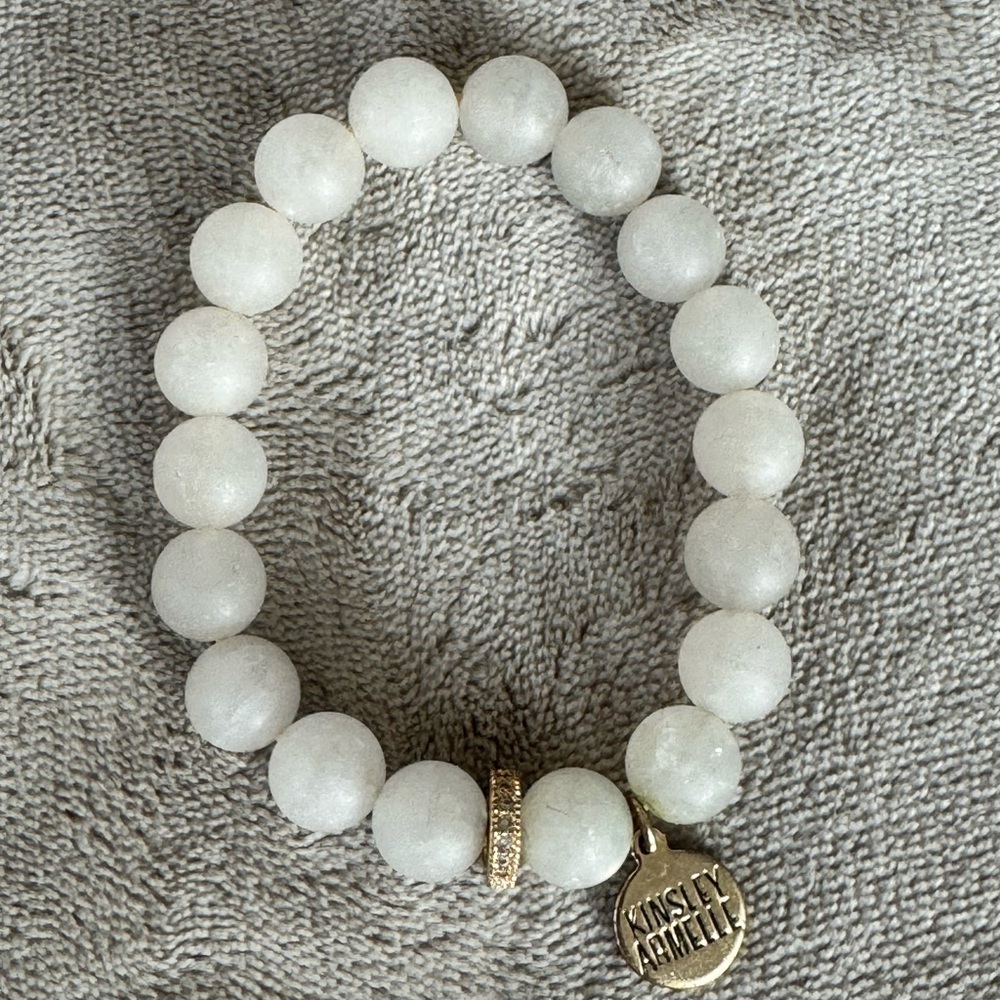 Kinsley Armelle Ivory Beaded Bracelet with Gold Charm